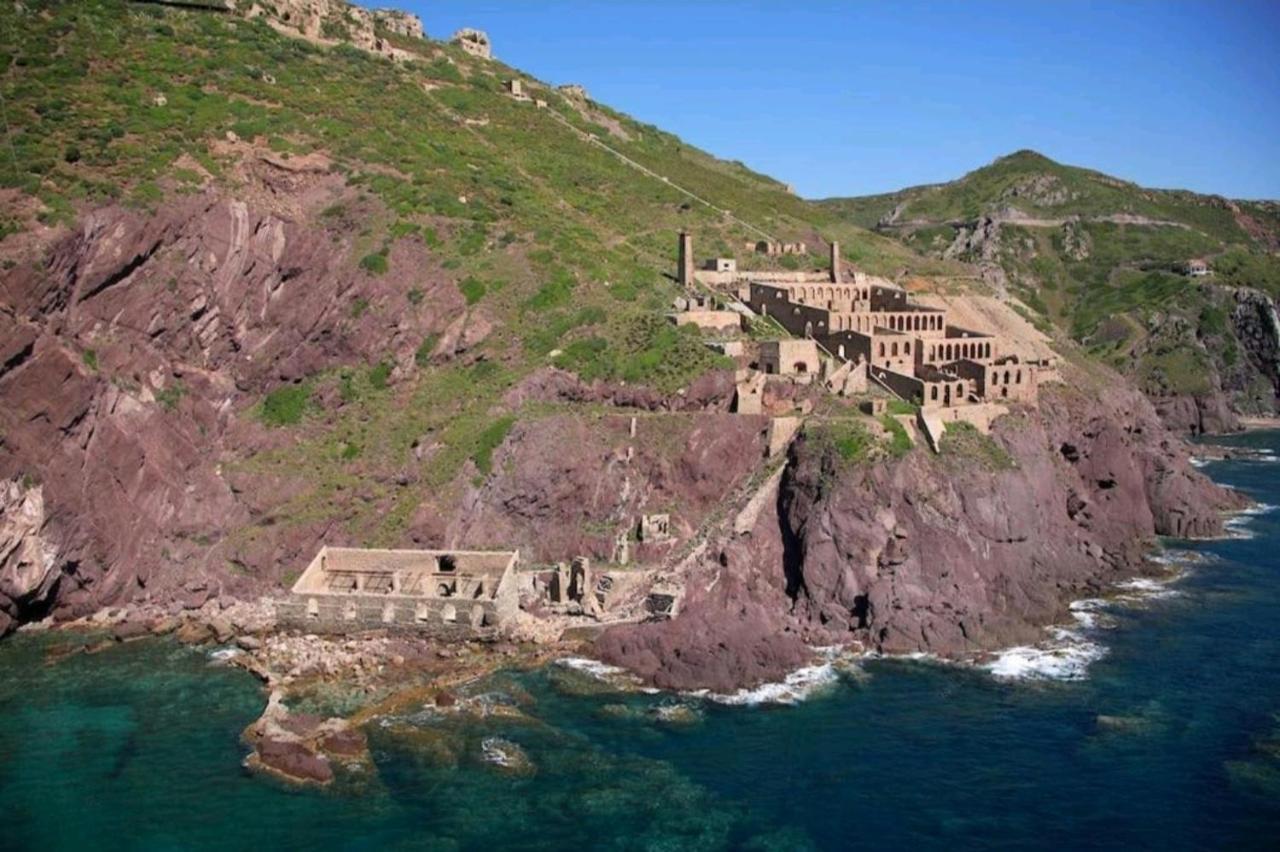 L'Estasi Tanca Piras A Bordo Piscina Con Vista Mare Βίλα Nebida Εξωτερικό φωτογραφία